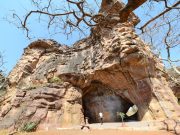 Bhopal to Bhimbetka Rock Shelters and Bhojpur Temple Private Tour