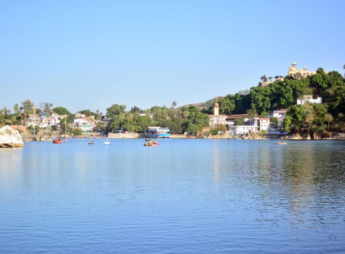 Scenic Serenity: A Journey from Ahmedabad to Mount Abu