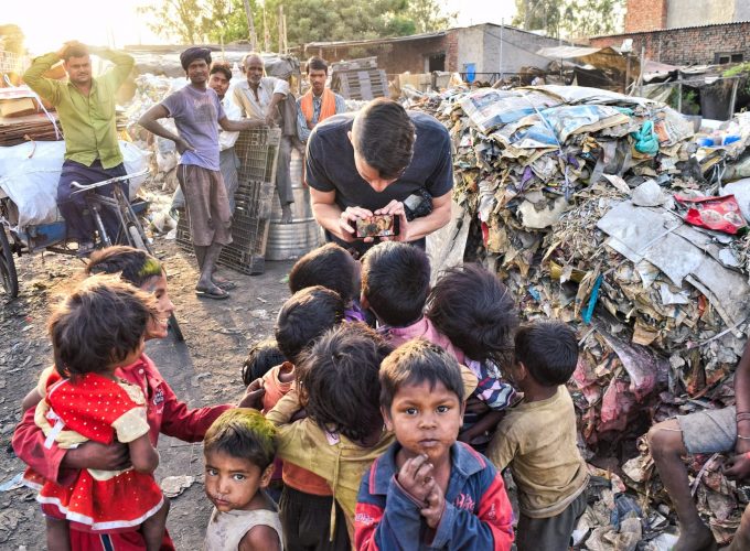 Cultural Crossroads of Mumbai: Historic Monuments and Slum Life