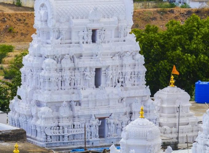 Sacred Excursion from Chennai: Discovering Tirupati and Srikalahasti